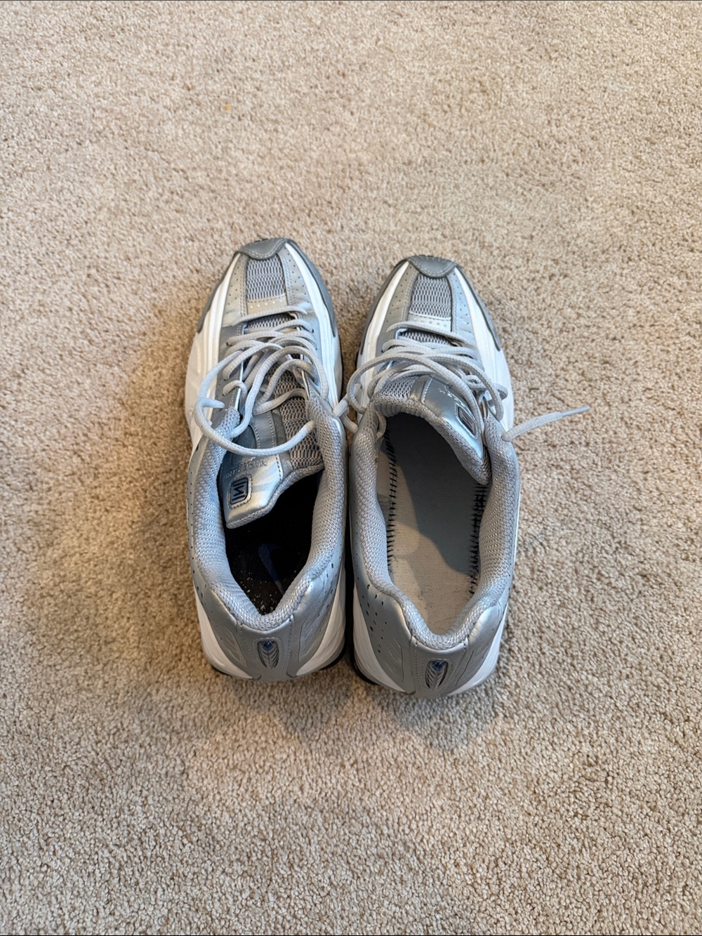 Nike Men's Athletic Shoes White and Gray